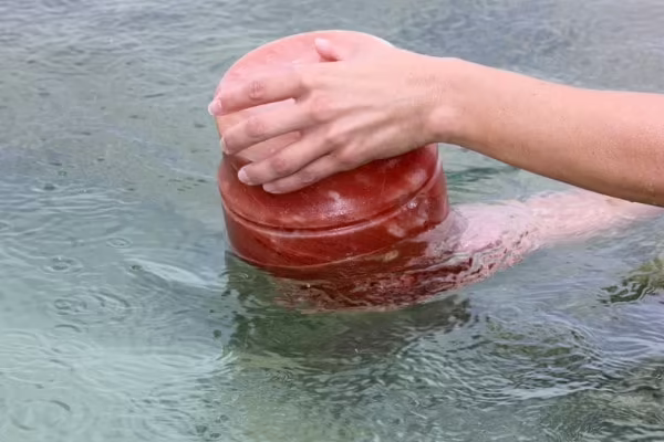 Natures Rock Salt Urn