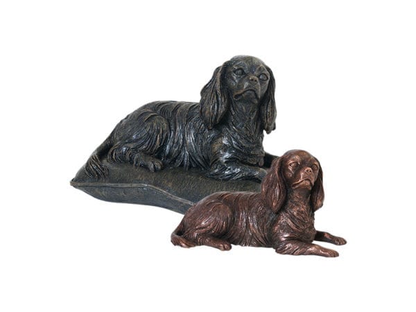 Dog Figurine Urn: Cavalier King Charles Spaniel