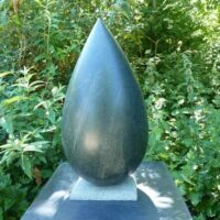 teardrop_sculpture urn