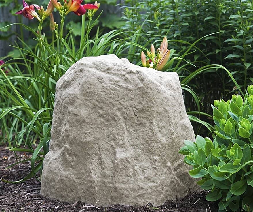 stone_urn_for_ashes