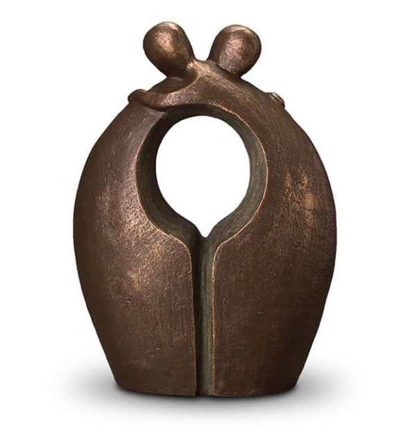 embrace companion urn