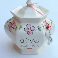 pink flower pet urn