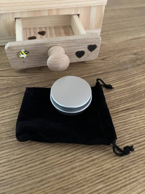 memorial_birdhouse_keepsake_urn_for_ashes