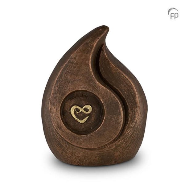 teardrop urn
