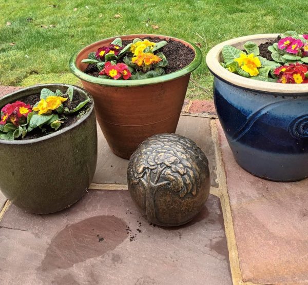 bronze_sphere_urn
