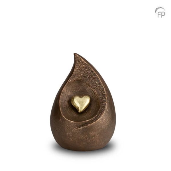 large teardrop adult urn for ashes