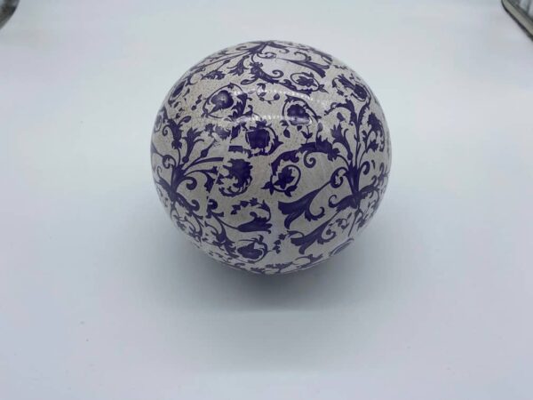 medium urn for ashes