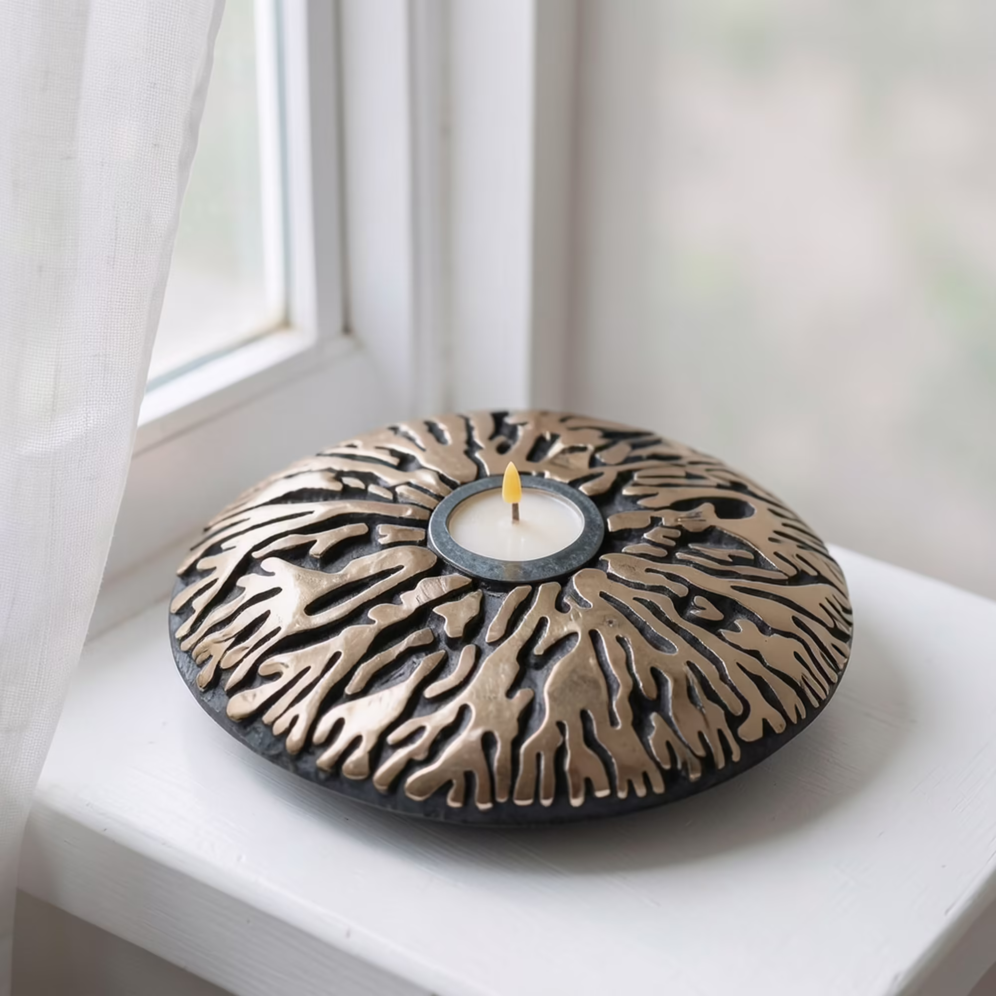 Bronze Mini Urn - Pollination