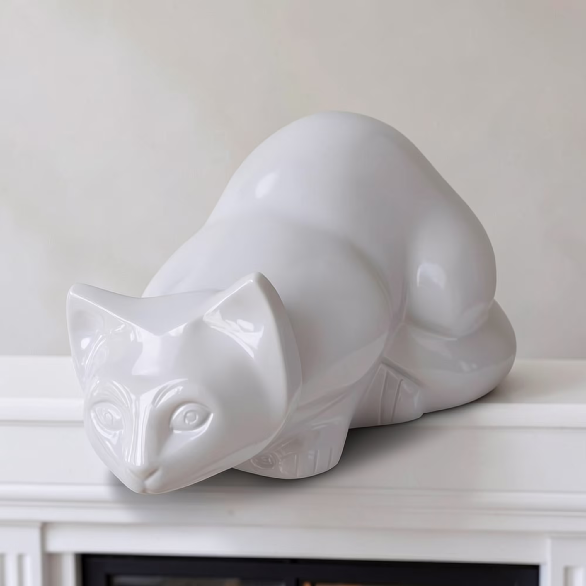 cat sculpture urn white