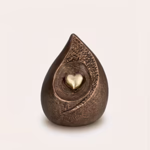 teardrop medium urn for ashes